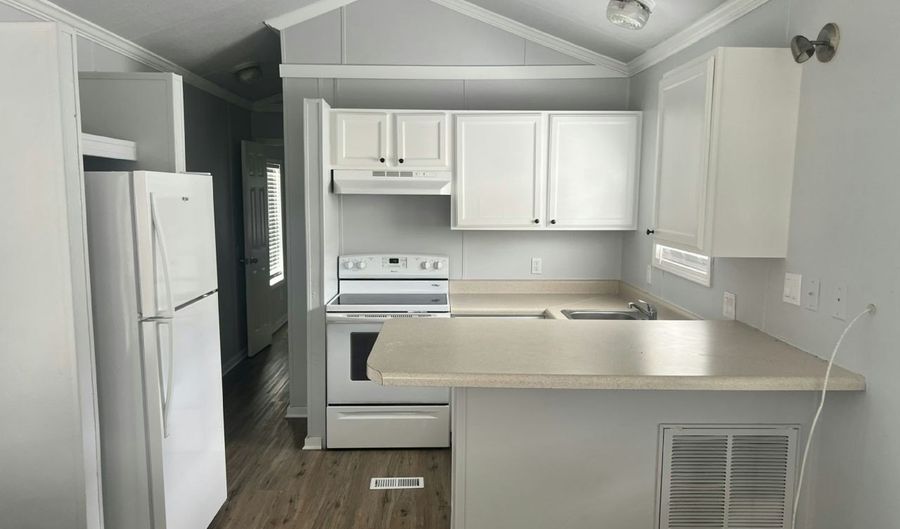 1112 Chicago Bulls St 1112, Avon Park, FL 33825 - 1 Beds, 1 Bath
