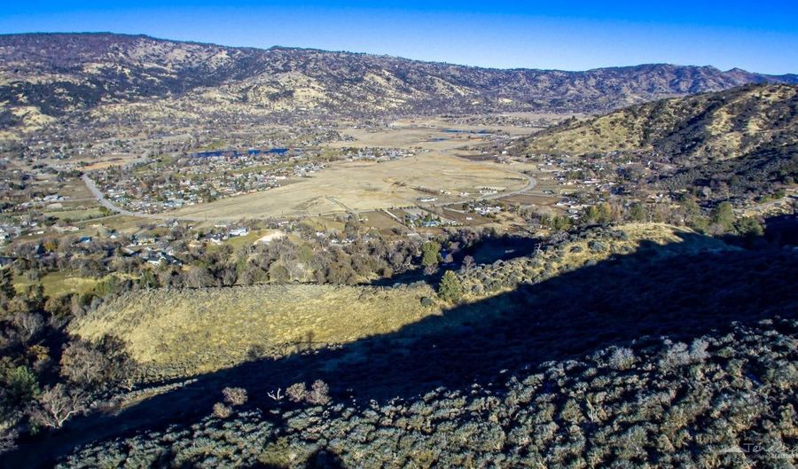 30700 Fox Ridge Ct, Tehachapi, CA 93561 - 0 Beds, 0 Bath