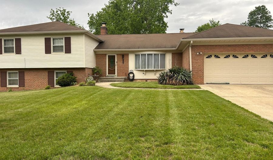 11500 CHANTILLY Ln, Bowie, MD 20721 - 5 Beds, 4 Bath