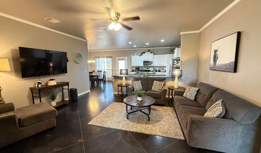 9109 HERITAGE HILLS Pkwy, Amarillo, TX 79119 - 4 Beds, 2 Bath