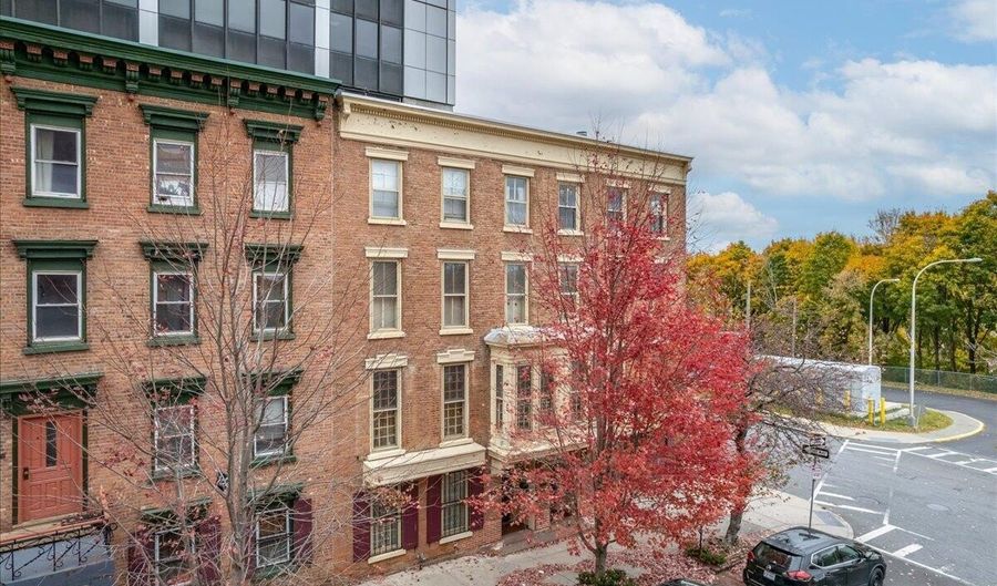 52 S Swan St # G, Albany, NY 12210 - 1 Beds, 1 Bath