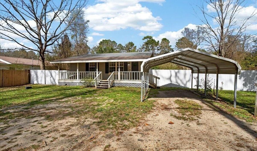 40 Burborne St, Brooklyn, MS 39425 - 2 Beds, 1 Bath