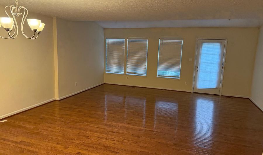 503 COOL BREEZE Ct, Aberdeen, MD 21001 - 4 Beds, 4 Bath