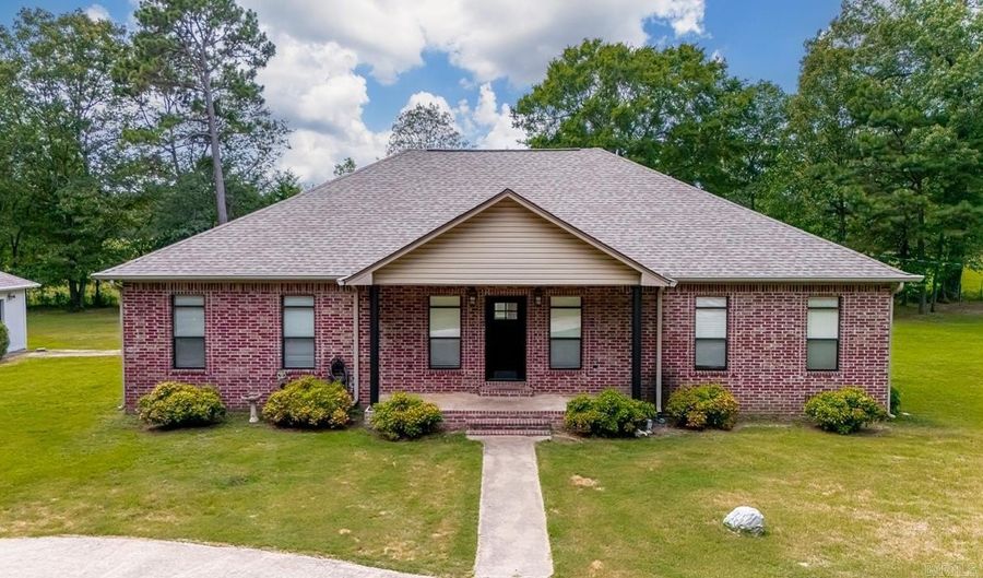 4051 Whitney Ln, Benton, AR 72019 - 3 Beds, 3 Bath