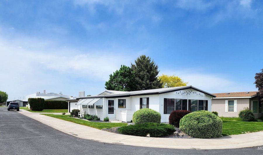 1414 Park Ave 64, Burley, ID 83318 - 3 Beds, 2 Bath