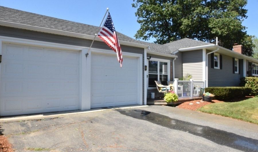 49 Parramatta Rd, Beverly, MA 01915 - 3 Beds, 2 Bath
