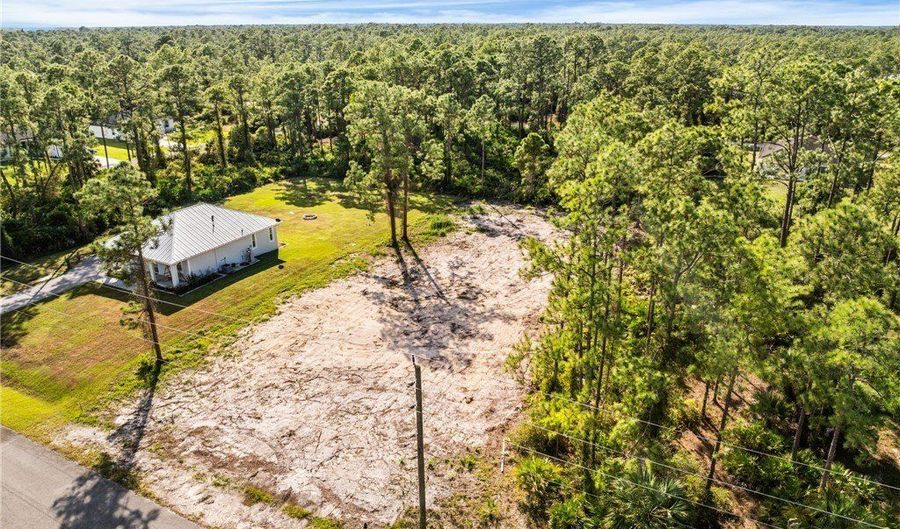 2205 Wellington Ave, Alva, FL 33920 - 0 Beds, 0 Bath