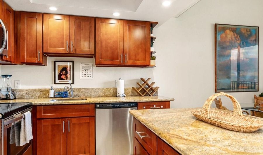 940 S Kihei Rd D305, Kihei, HI 96753 - 2 Beds, 2 Bath