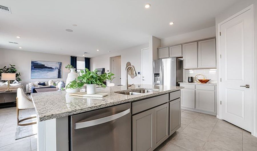 2610 E BLUFF SPRING Ave, Apache Junction, AZ 85119 - 3 Beds, 3 Bath