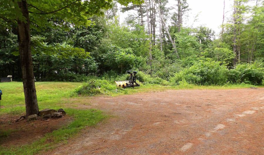 190 Shaker Rd, Belmont, NH 03220 - 2 Beds, 1 Bath