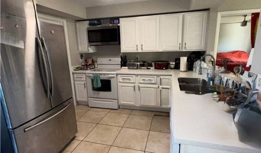 421 SW 21st Ter, Cape Coral, FL 33991 - 3 Beds, 2 Bath