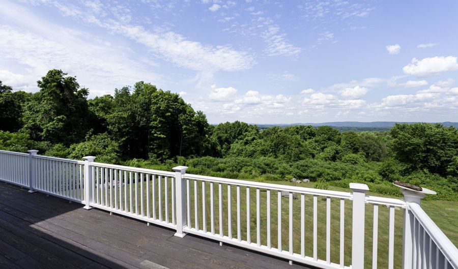 86 Taine Mountain Rd, Burlington, CT 06013 - 4 Beds, 4 Bath