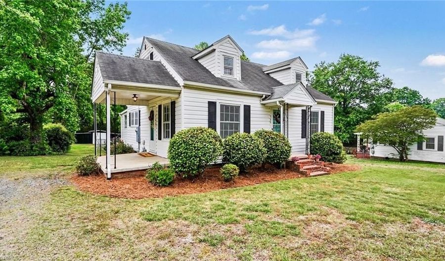 735 Danwood St, Asheboro, NC 27205 - 4 Beds, 1 Bath
