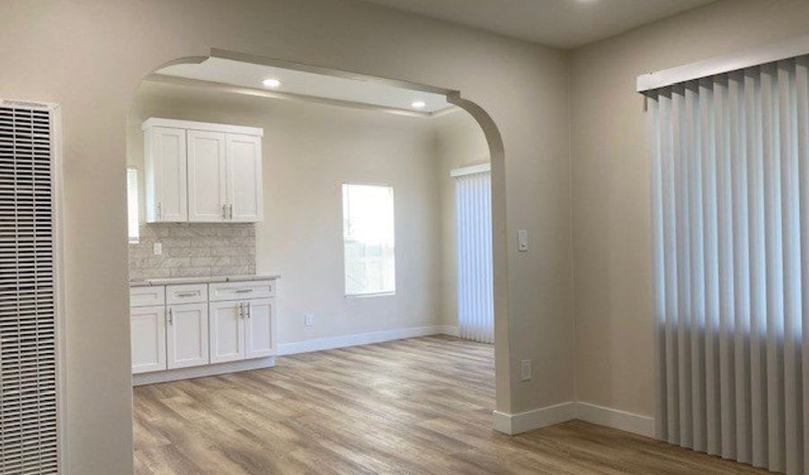 800 E 90th, Los Angeles, CA 90002 - 7 Beds, 5 Bath