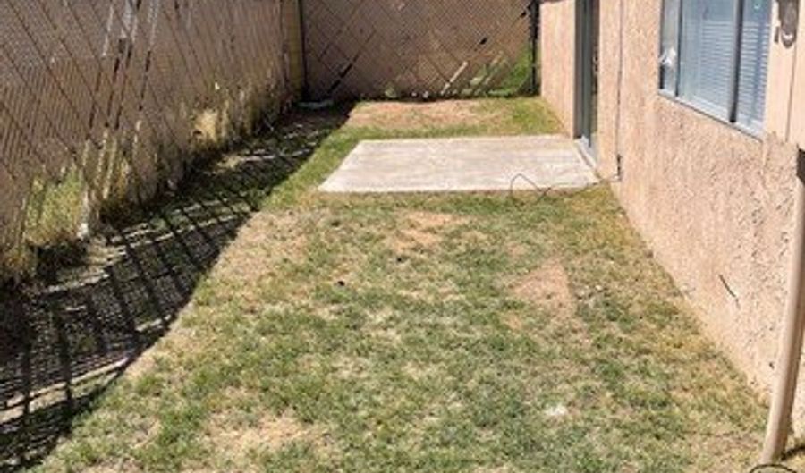 1396 Terrace Dr, Bullhead City, AZ 86442 - 3 Beds, 2 Bath