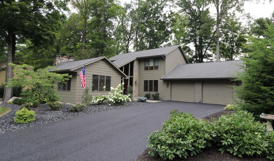 86 EGS Blvd, Batesville, IN 47006 - 3 Beds, 3 Bath