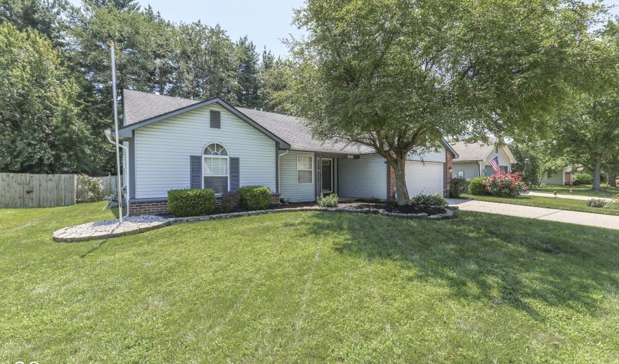 841 Country Ln, Indianapolis, IN 46217 - 4 Beds, 2 Bath