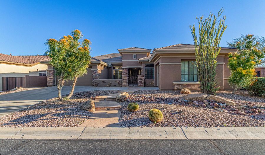 42032 N CLUB POINTE Dr, Anthem, AZ 85086 - 4 Beds, 4 Bath