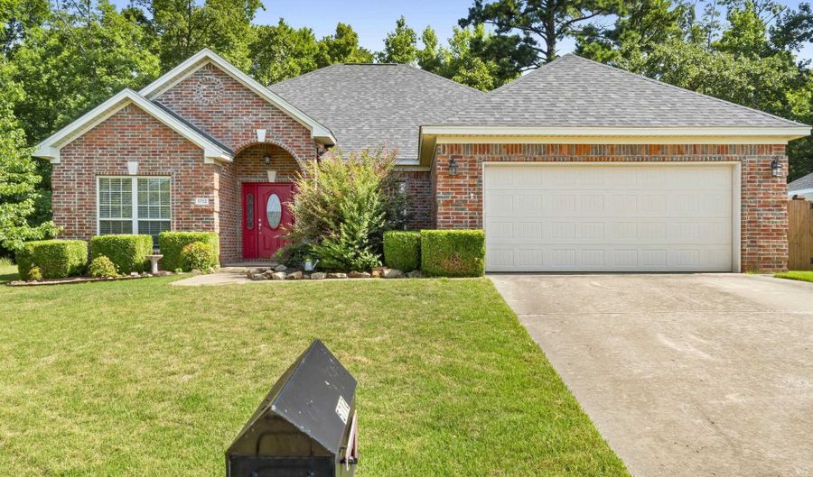 5712 Heritage Heights Dr, Benton, AR 72019 - 4 Beds, 2 Bath