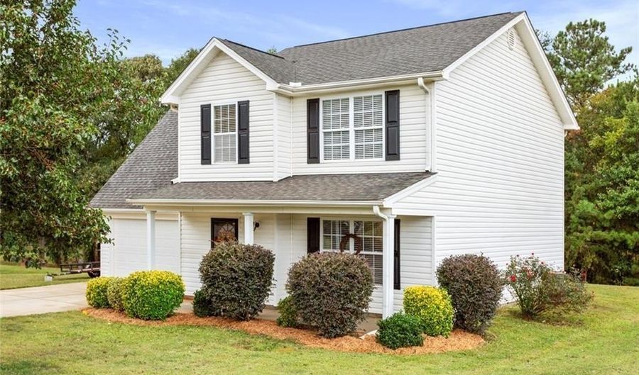 102 Lochenshire Pl, Belton, SC 29627 - 3 Beds, 3 Bath