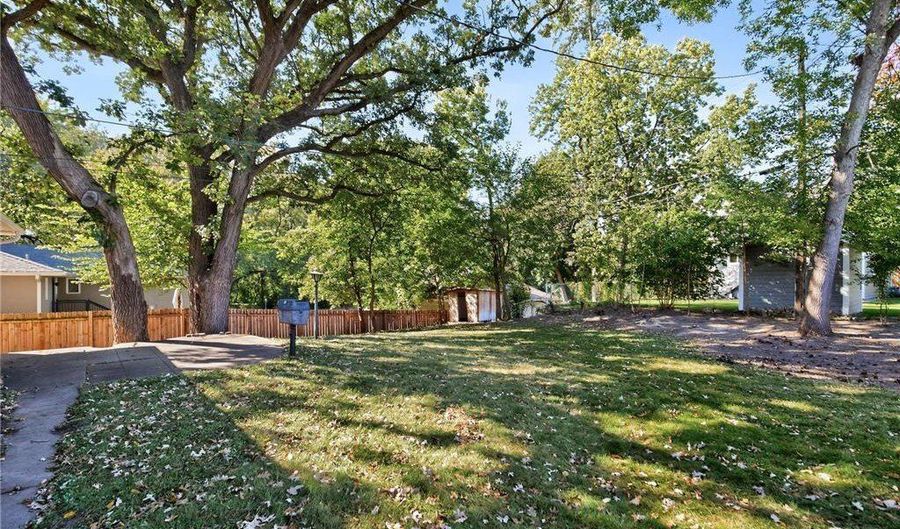6732 Emerson Ave S, Richfield, MN 55423 - 3 Beds, 3 Bath