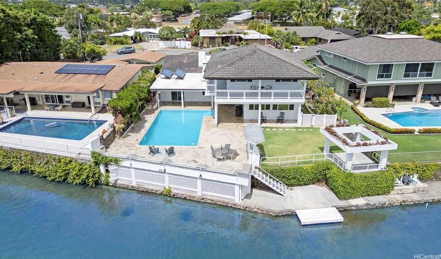 802 Pahumele Pl, Kailua, HI 96734 - 5 Beds, 4 Bath