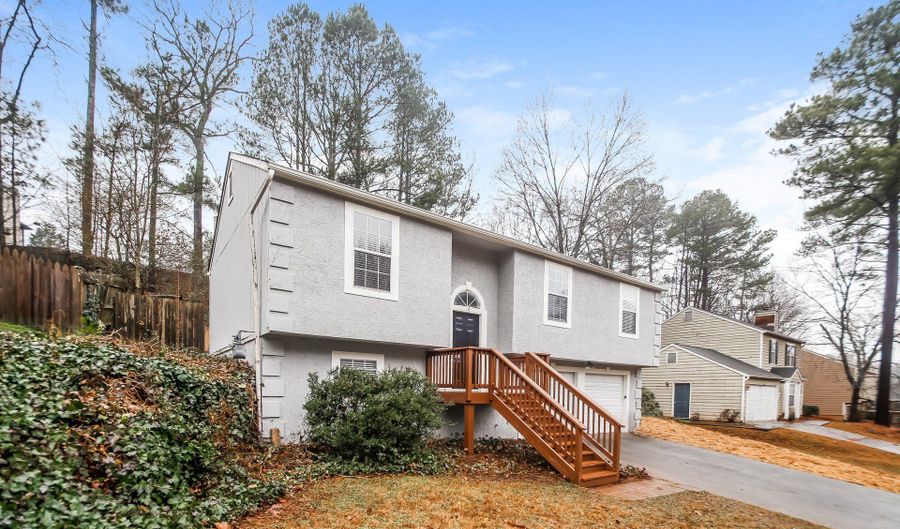 1817 Crescent Hl, Acworth, GA 30102 - 3 Beds, 3 Bath