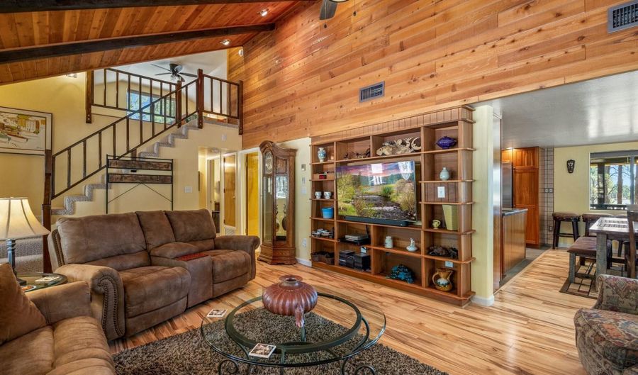 61 Co Rd 2266, Alpine, AZ 85920 - 3 Beds, 2 Bath