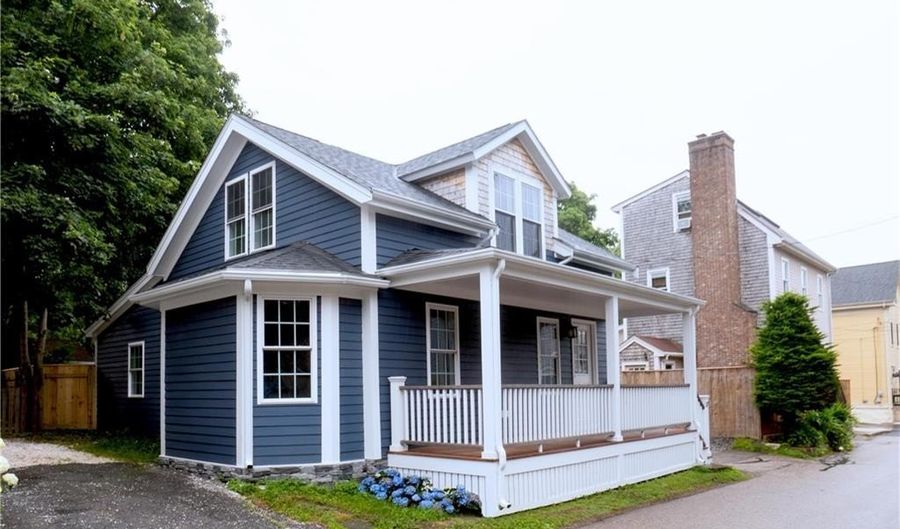 57 Callender Ave, Newport, RI 02840 - 4 Beds, 3 Bath