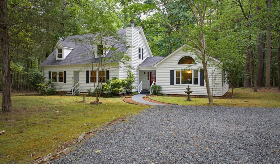 1370 Mt Pisgah Church Rd, Apex, NC 27523 - 3 Beds, 3 Bath