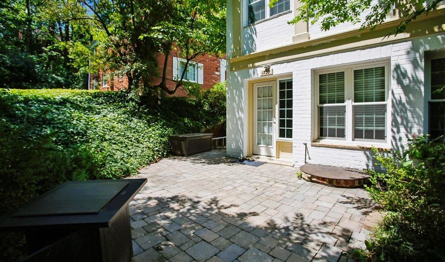 1730 PRESTON Rd, Alexandria, VA 22302 - 2 Beds, 1 Bath