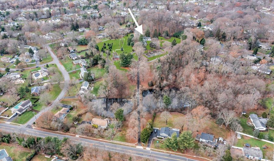 911 Middletown Lincroft Rd, Middletown, NJ 07748 - 0 Beds, 0 Bath