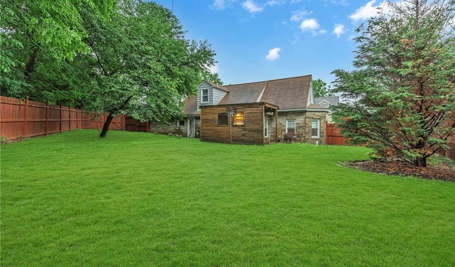 2972 Brodhead Rd, Aliquippa, PA 15001 - 3 Beds, 0 Bath