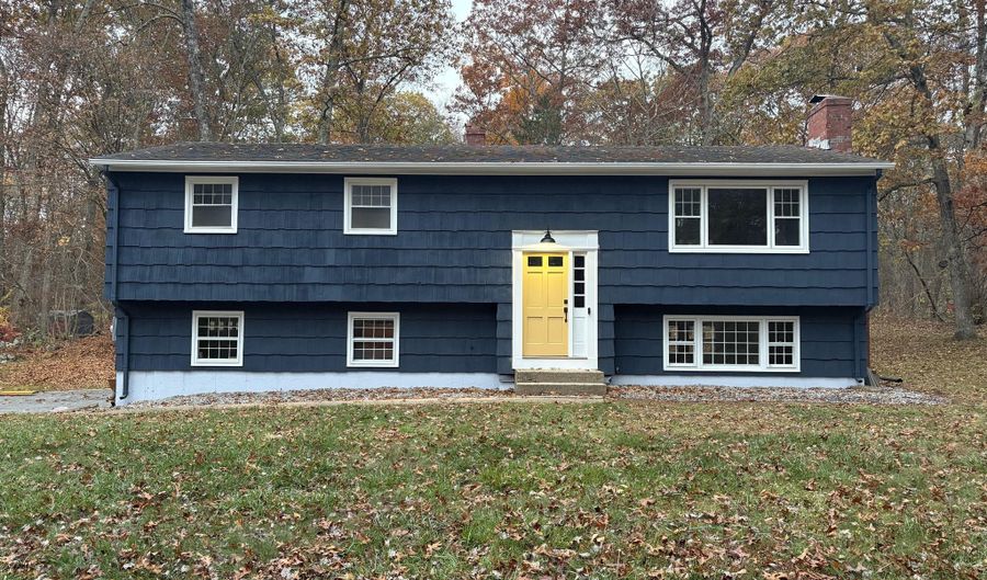 825 Old Hartford Rd, Colchester, CT 06415 - 3 Beds, 2 Bath