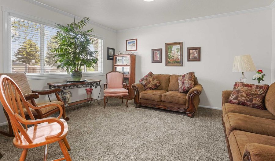 2834 Fairmont Dr, Burley, ID 83318 - 4 Beds, 3 Bath