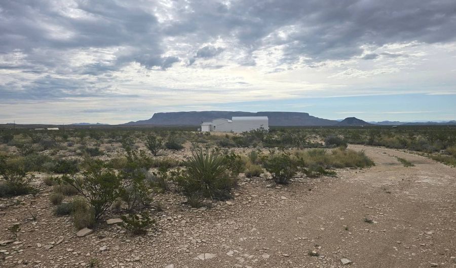 51225 State Hwy 118, Alpine, TX 79830 - 2 Beds, 1 Bath