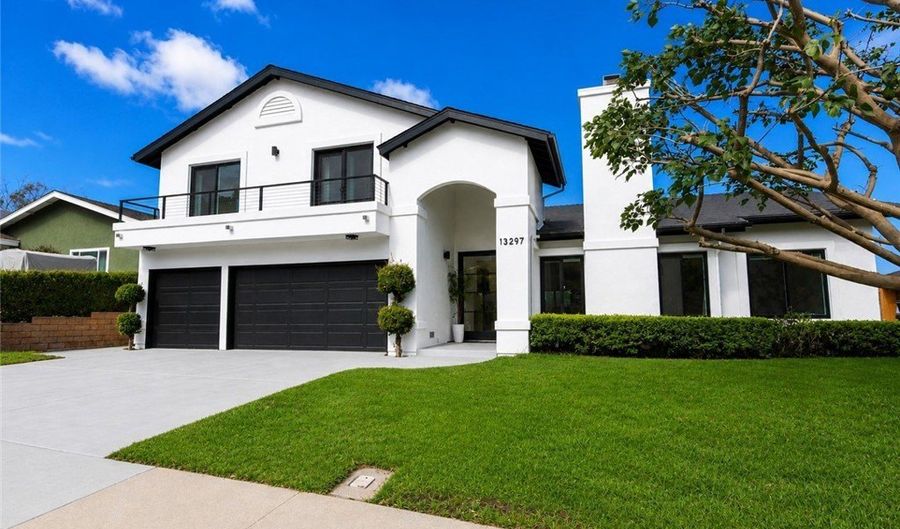 13297 Portofino, Del Mar, CA 92014 - 5 Beds, 4 Bath