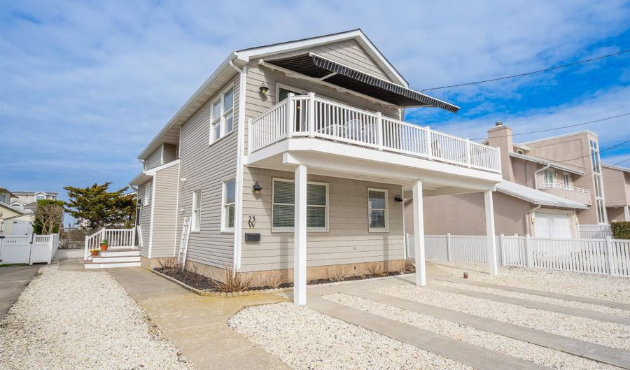 25 W 9th St, Avalon, NJ 08202 - 5 Beds, 4 Bath