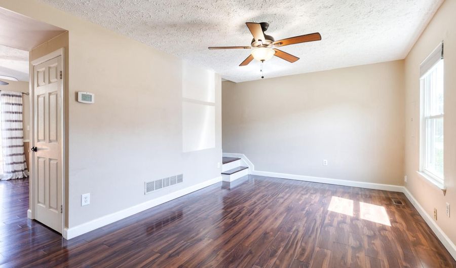 28 PATRICKS Ct, Abingdon, MD 21009 - 3 Beds, 1 Bath