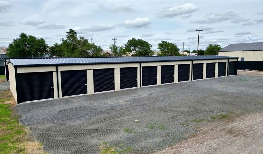 121 Mitchell St, Altus, OK 73521 - 0 Beds, 0 Bath
