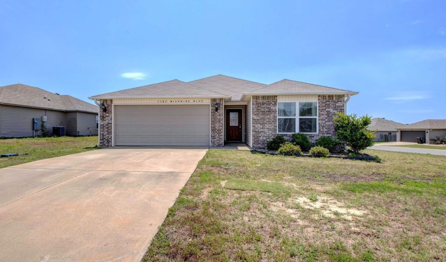 3301 Wilshire Blvd, Benton, AR 72019 - 3 Beds, 2 Bath