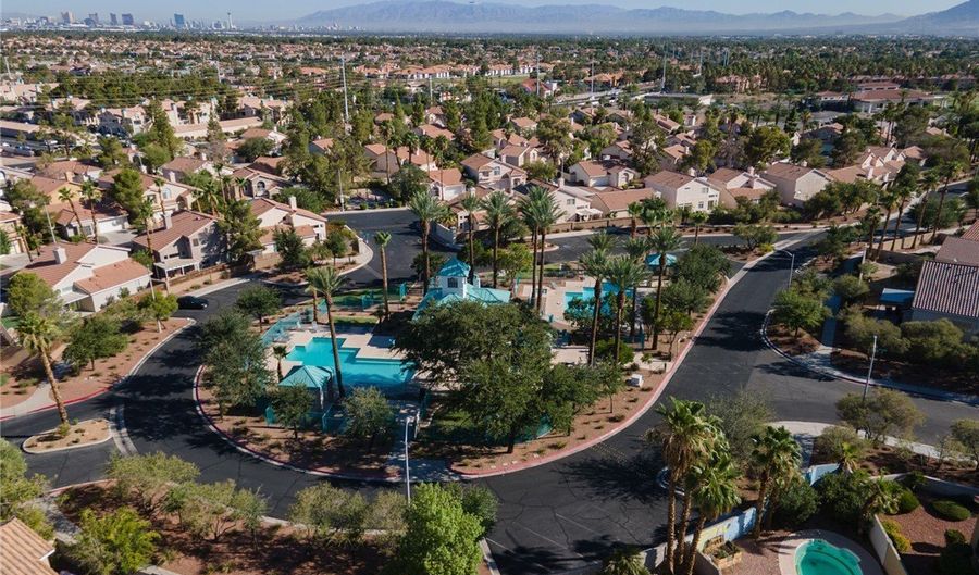 2186 Eaglecloud Dr, Henderson, NV 89074 - 3 Beds, 3 Bath