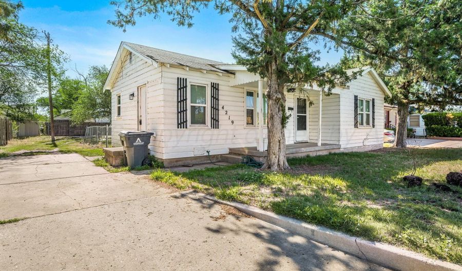 4219 S WASHINGTON St, Amarillo, TX 79110 - 2 Beds, 1 Bath