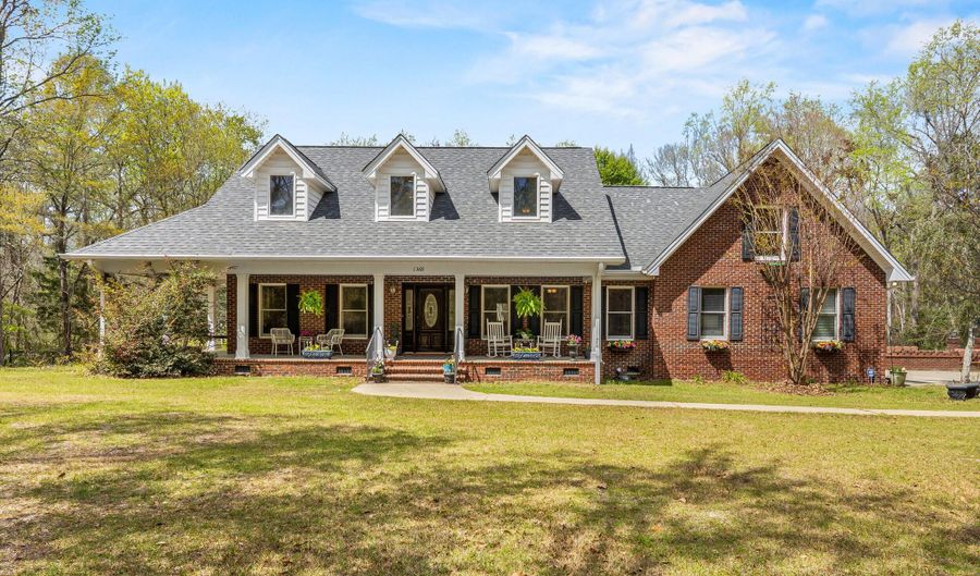 1368 Sunnyhill Dr, Camden, SC 29020 - 4 Beds, 4 Bath