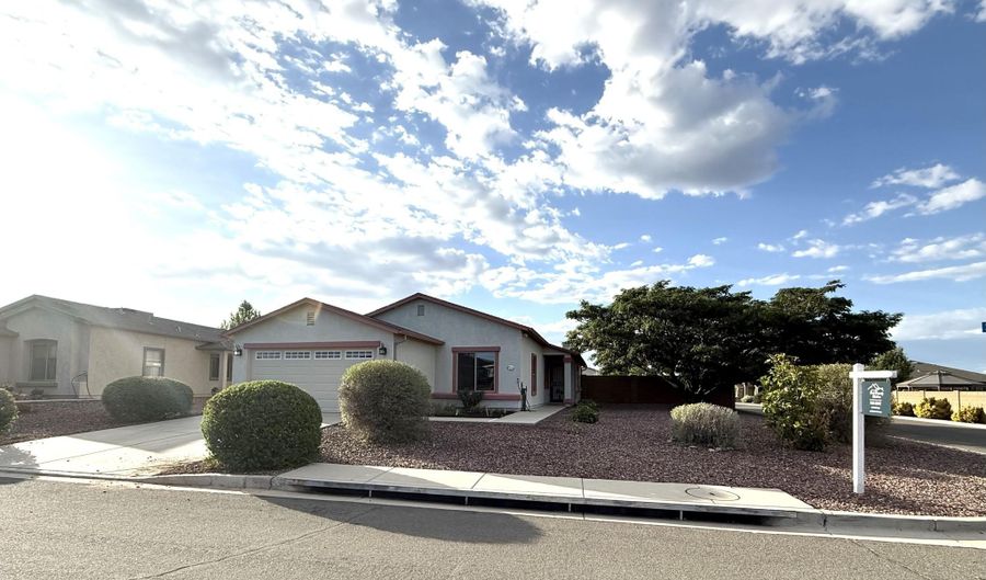 1496 Stratford Pl, Chino Valley, AZ 86323 - 3 Beds, 2 Bath