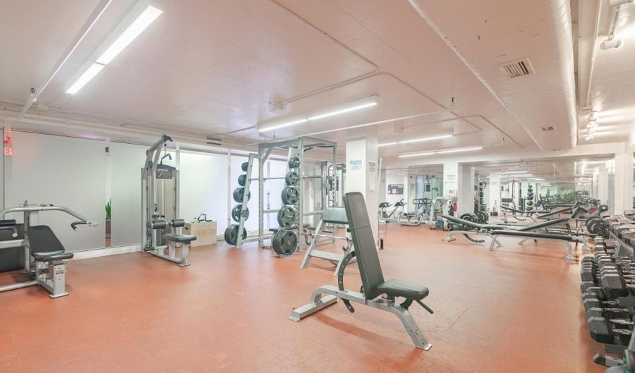 1600 N OAK St 1725, Arlington, VA 22209 - 2 Beds, 2 Bath