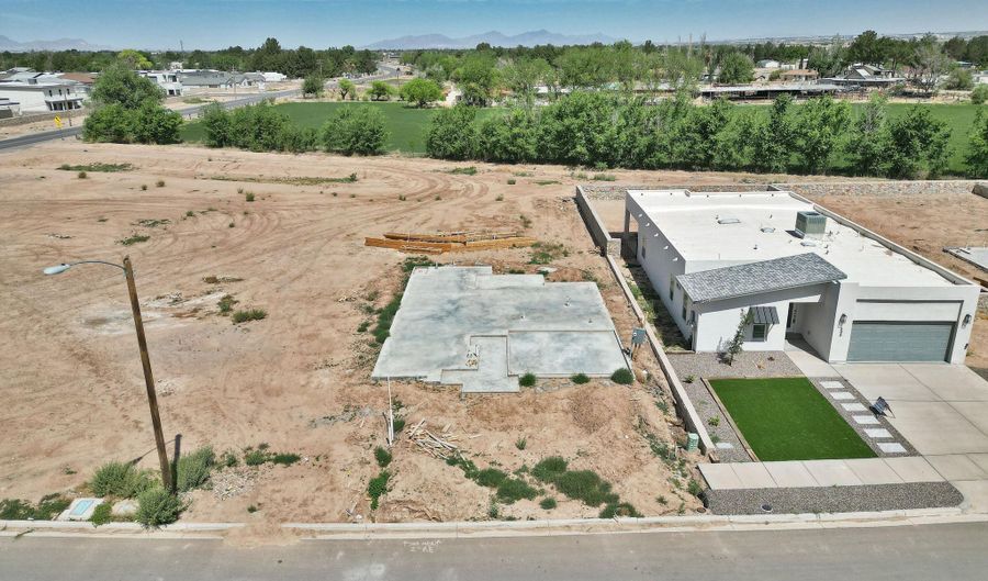 601 Harvest Grove Ln, Socorro, TX 79927 - 4 Beds, 2 Bath