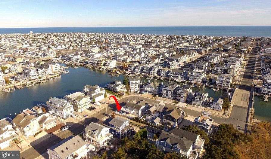386 24TH St, Avalon, NJ 08202 - 4 Beds, 3 Bath