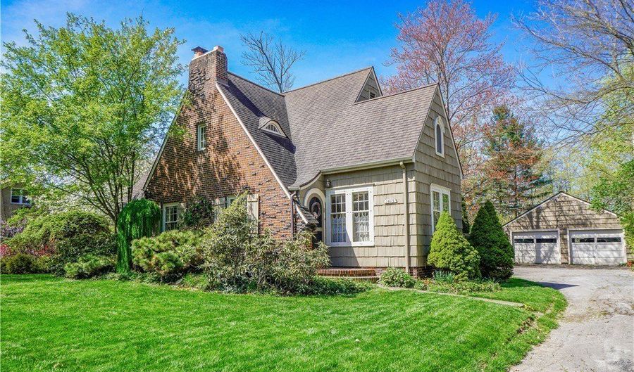 1415 Inwood Rd, Alliance, OH 44601 - 4 Beds, 2 Bath