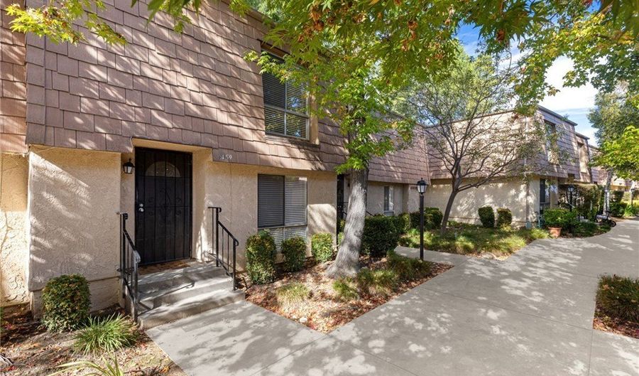 4059 Yankee Dr, Agoura Hills, CA 91301 - 3 Beds, 2 Bath